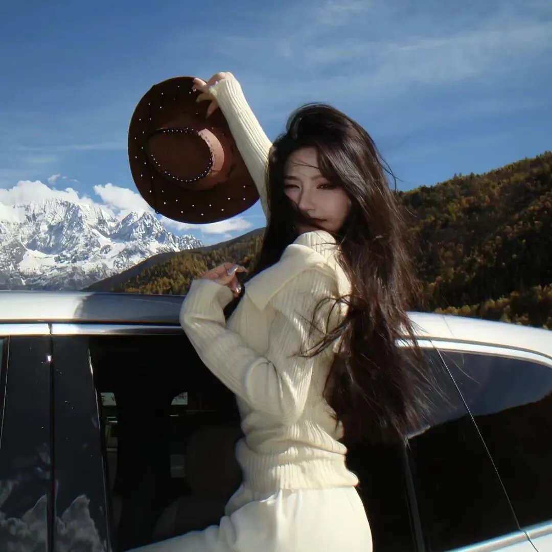 笼中女囚